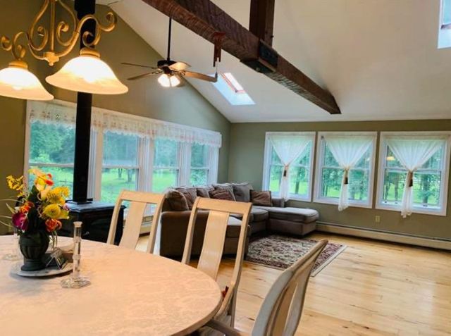 14 Ferry Road, South Hero, VT 05486