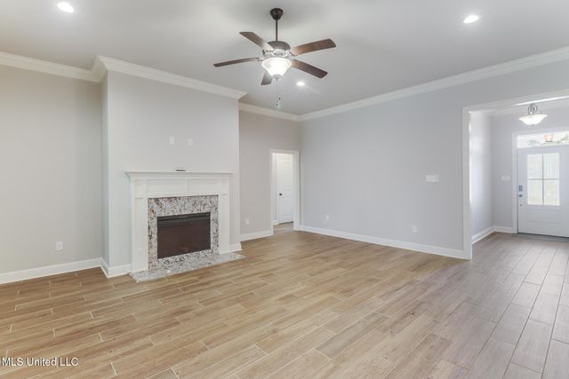 11816 Smokey Court, Ocean Springs, MS 39564