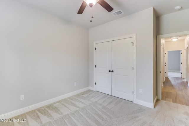 11816 Smokey Court, Ocean Springs, MS 39564