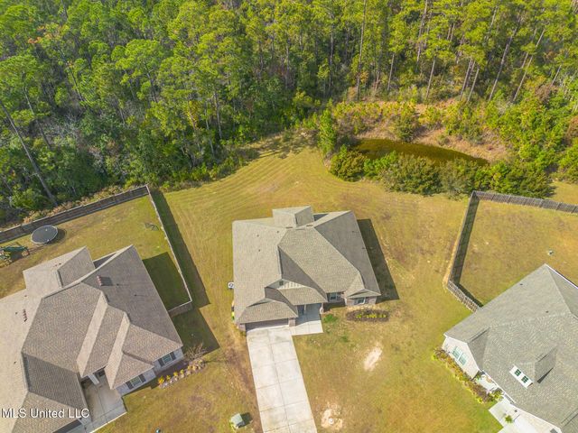 11816 Smokey Court, Ocean Springs, MS 39564