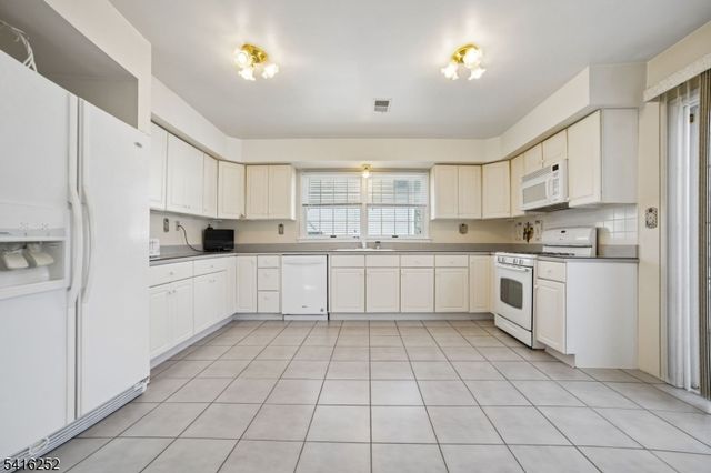 48 Marion Ave, New Providence Boro, NJ 07974