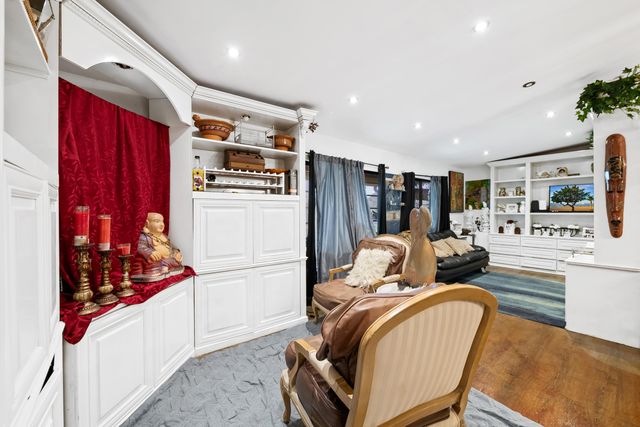 10443 E Clairmont Circle 203, Tamarac, FL 33321