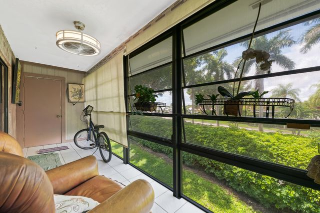 10443 E Clairmont Circle 203, Tamarac, FL 33321