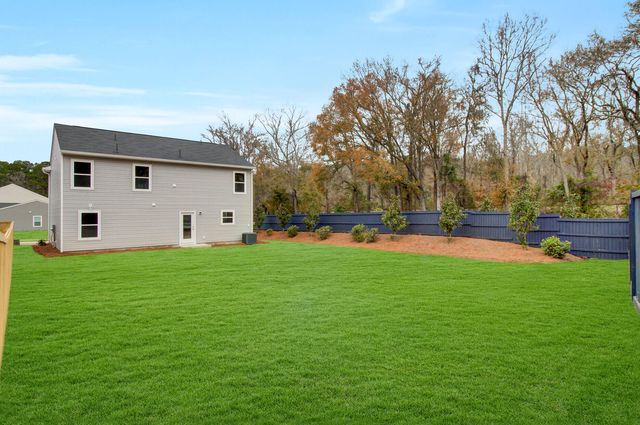 7010 Windham Way, Ladson, SC 29456