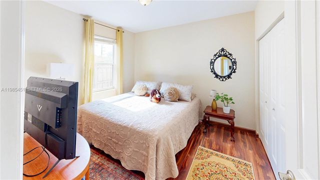 3090 SE 7th Ct, Homestead, FL 33033