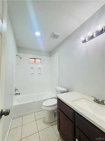 1409 Prosperity Drive, Edinburg, TX 78541
