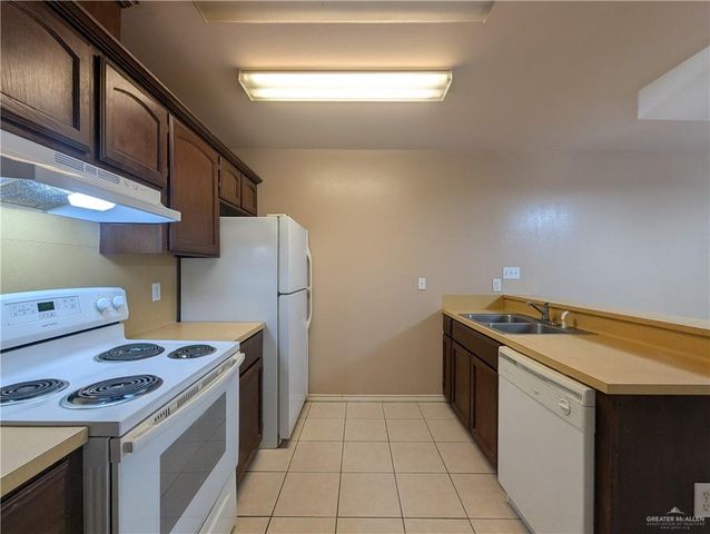 1409 Prosperity Drive, Edinburg, TX 78541