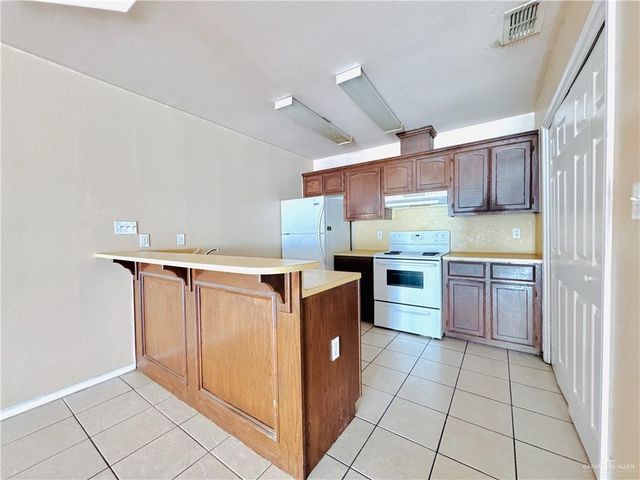 1409 Prosperity Drive, Edinburg, TX 78541