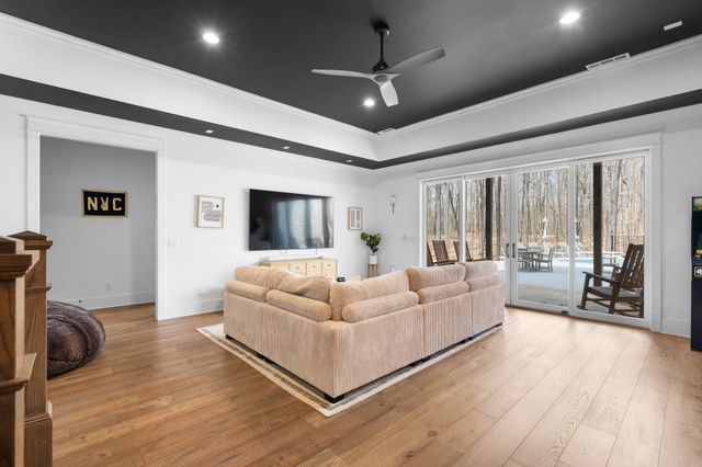 5916 Pinewood Rd, Franklin, TN 37064