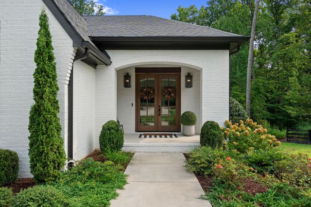 5916 Pinewood Rd, Franklin, TN 37064