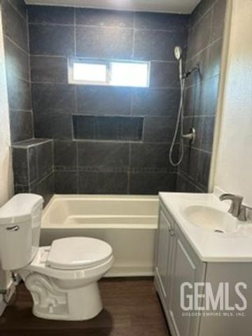 814 Q Street, Bakersfield, CA 93304