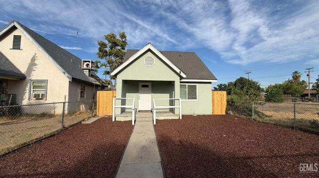 814 Q Street, Bakersfield, CA 93304