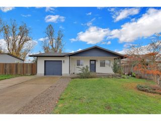 645 RILEY Way, Harrisburg, OR 97446