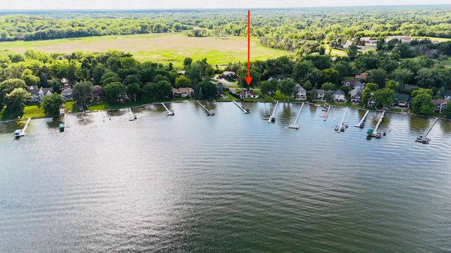5432 Lake Avenue, Shoreview, MN 55126