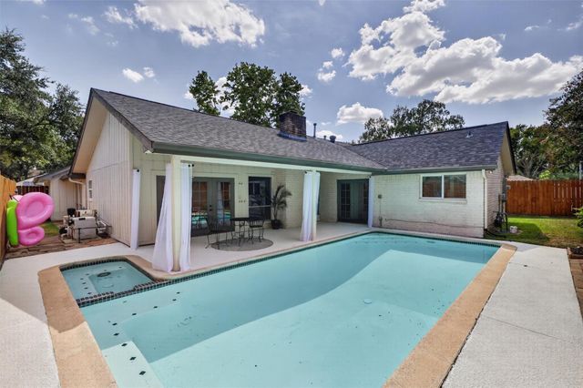 14826 Beechmoor Drive, Houston, TX 77095