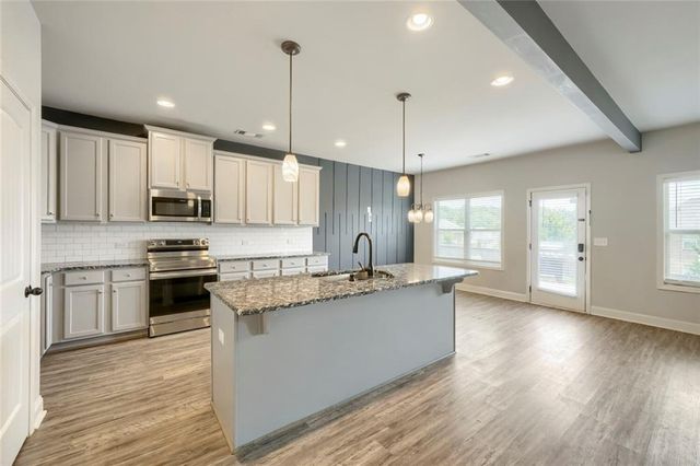 300 Olympian Drive, Ellenwood, GA 30294