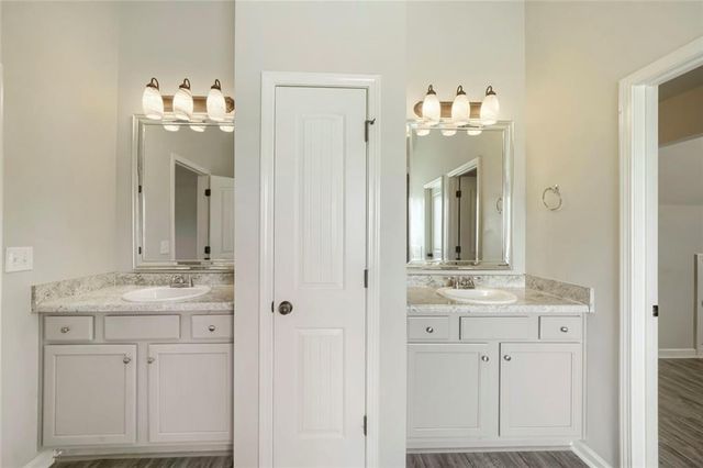 300 Olympian Drive, Ellenwood, GA 30294