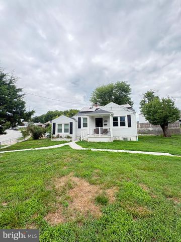 1301 CHAPELWOOD LN, Capitol Heights, MD 20743