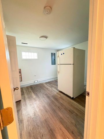 1301 CHAPELWOOD LN, Capitol Heights, MD 20743