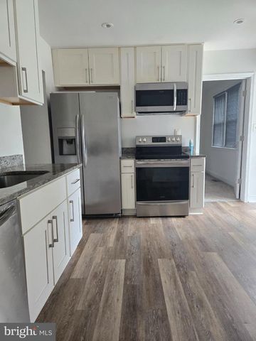 1301 CHAPELWOOD LN, Capitol Heights, MD 20743