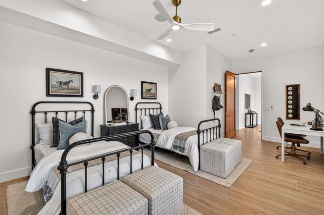 2297 Sunshine Mountain Rd, San Marcos, CA 92069