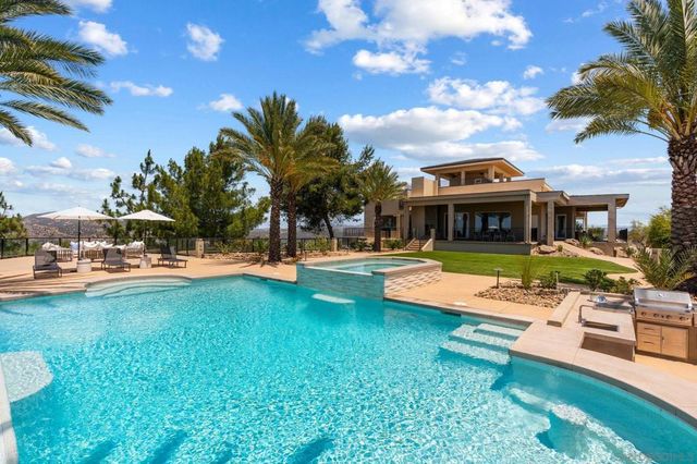 2297 Sunshine Mountain Rd, San Marcos, CA 92069