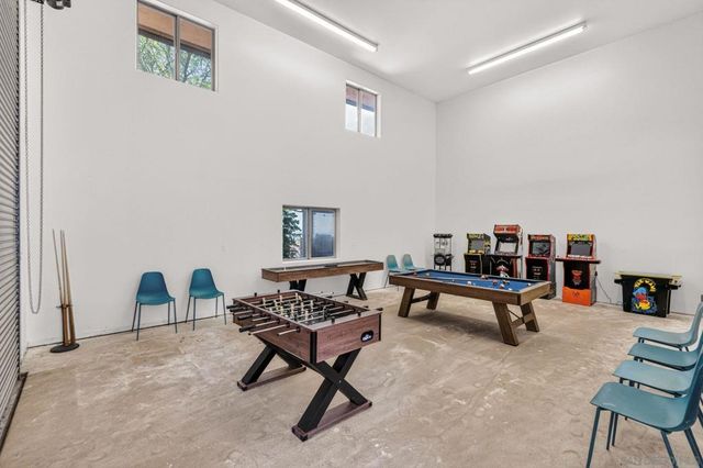2297 Sunshine Mountain Rd, San Marcos, CA 92069