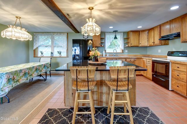 563 Old Sharon Road, Canajoharie, NY 13317