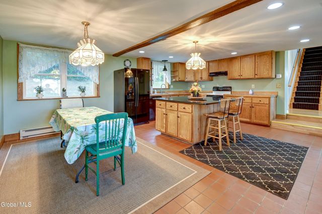 563 Old Sharon Road, Canajoharie, NY 13317