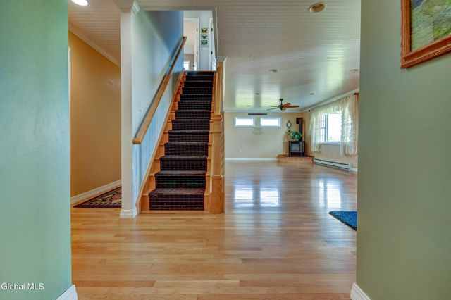 563 Old Sharon Road, Canajoharie, NY 13317