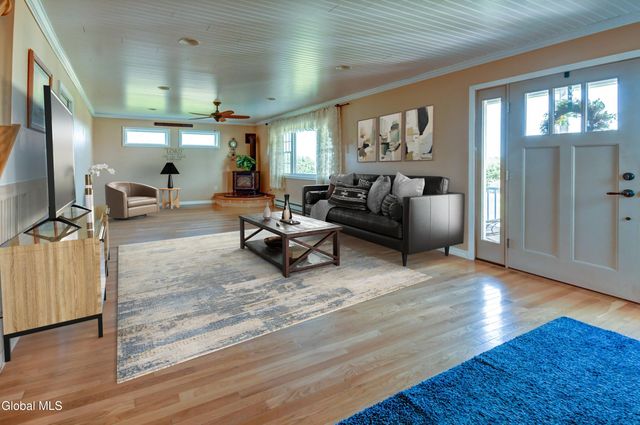 563 Old Sharon Road, Canajoharie, NY 13317