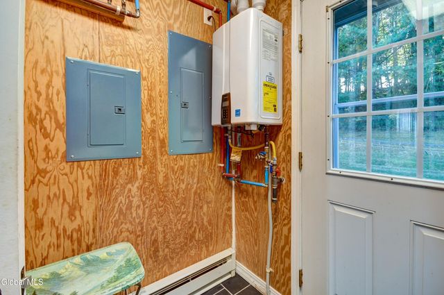 563 Old Sharon Road, Canajoharie, NY 13317