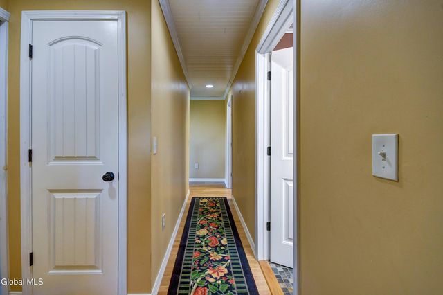 563 Old Sharon Road, Canajoharie, NY 13317