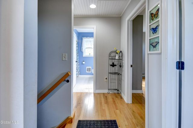 563 Old Sharon Road, Canajoharie, NY 13317