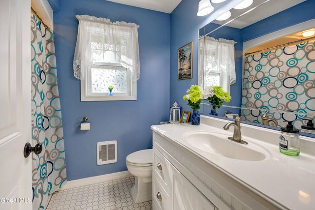 563 Old Sharon Road, Canajoharie, NY 13317