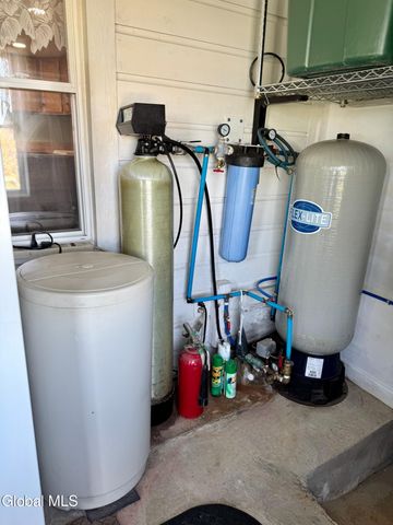 563 Old Sharon Road, Canajoharie, NY 13317