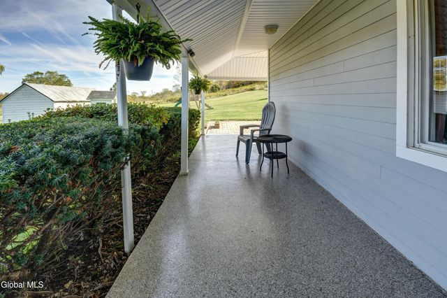 563 Old Sharon Road, Canajoharie, NY 13317