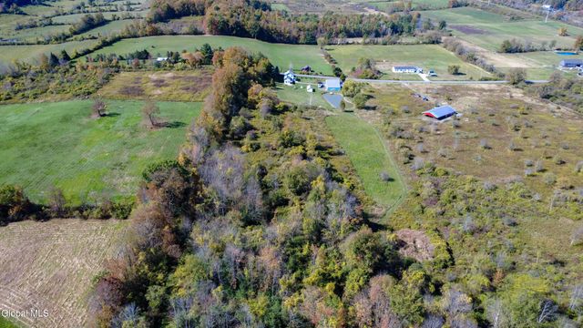 563 Old Sharon Road, Canajoharie, NY 13317