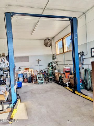 563 Old Sharon Road, Canajoharie, NY 13317