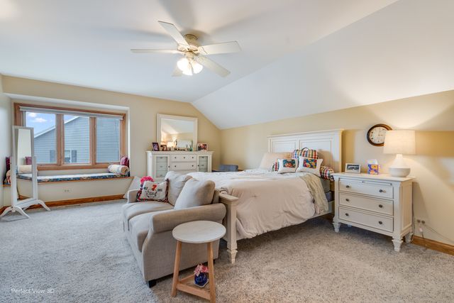 38W710 Bonnie Court, St. Charles, IL 60175