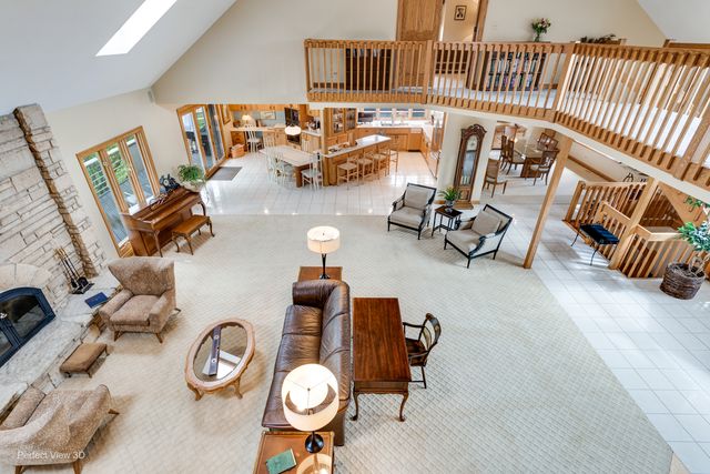 38W710 Bonnie Court, St. Charles, IL 60175