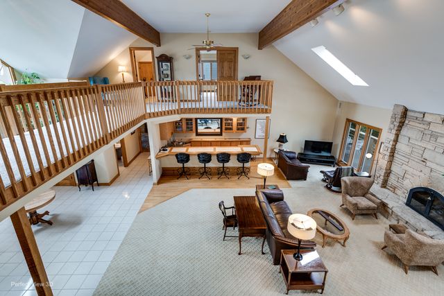 38W710 Bonnie Court, St. Charles, IL 60175