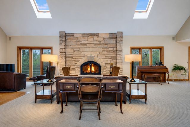 38W710 Bonnie Court, St. Charles, IL 60175