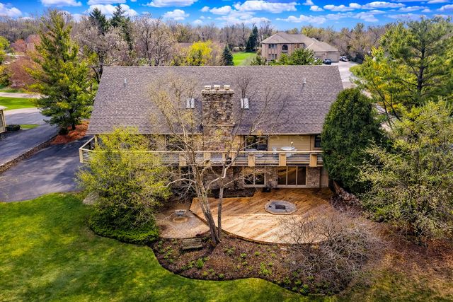 38W710 Bonnie Court, St. Charles, IL 60175