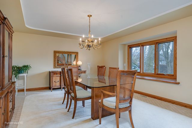 38W710 Bonnie Court, St. Charles, IL 60175