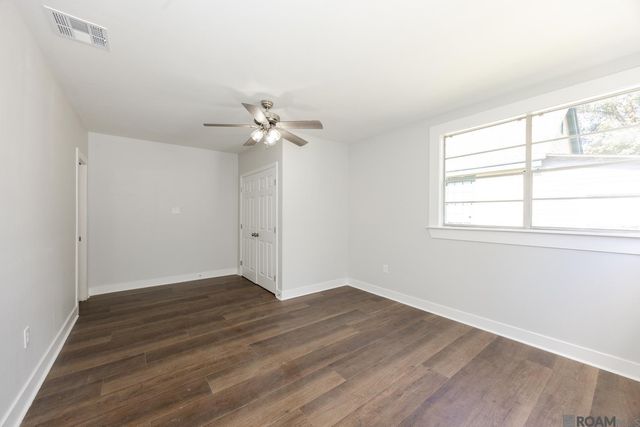 135 Belleview Dr, Baton Rouge, LA 70806