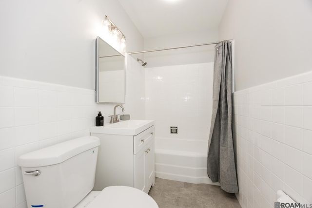 135 Belleview Dr, Baton Rouge, LA 70806