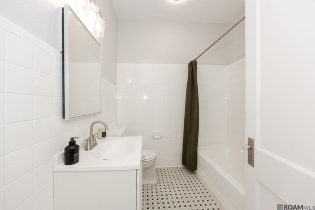 135 Belleview Dr, Baton Rouge, LA 70806