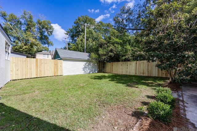 135 Belleview Dr, Baton Rouge, LA 70806