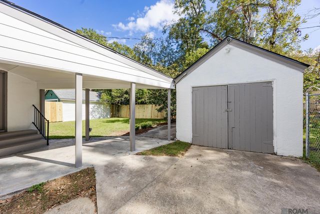 135 Belleview Dr, Baton Rouge, LA 70806